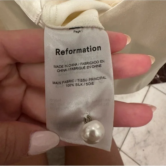Reformation Silk Pearl Tank - Picture 4 of 5